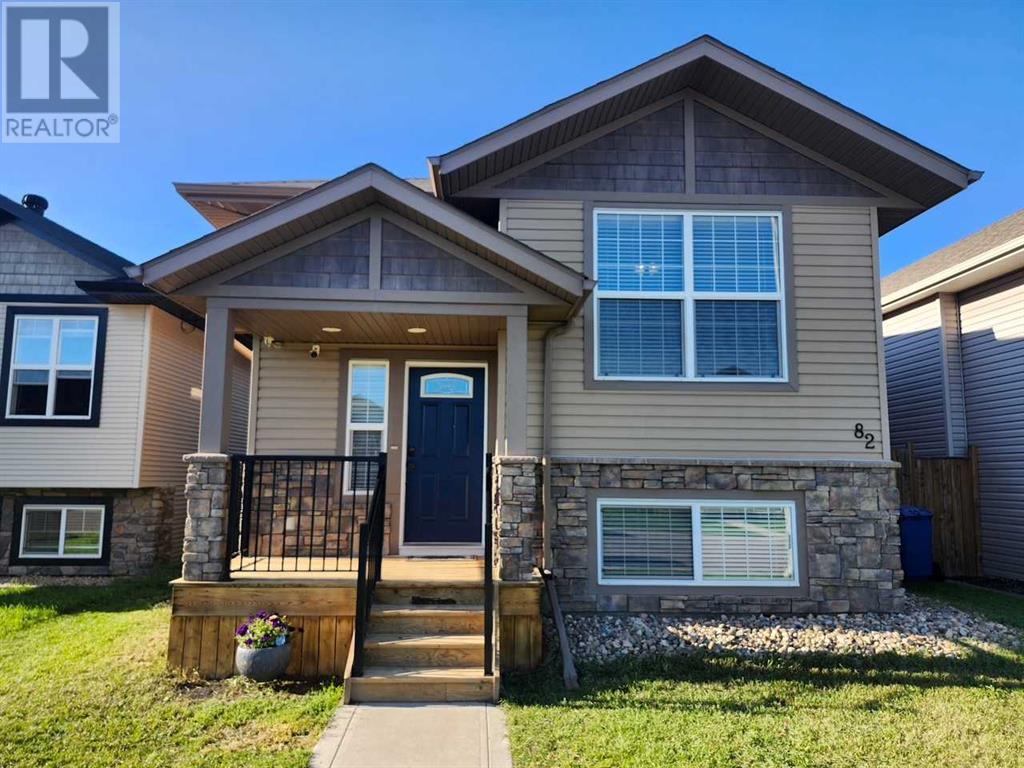 Property at 82 Harvest Close image 1