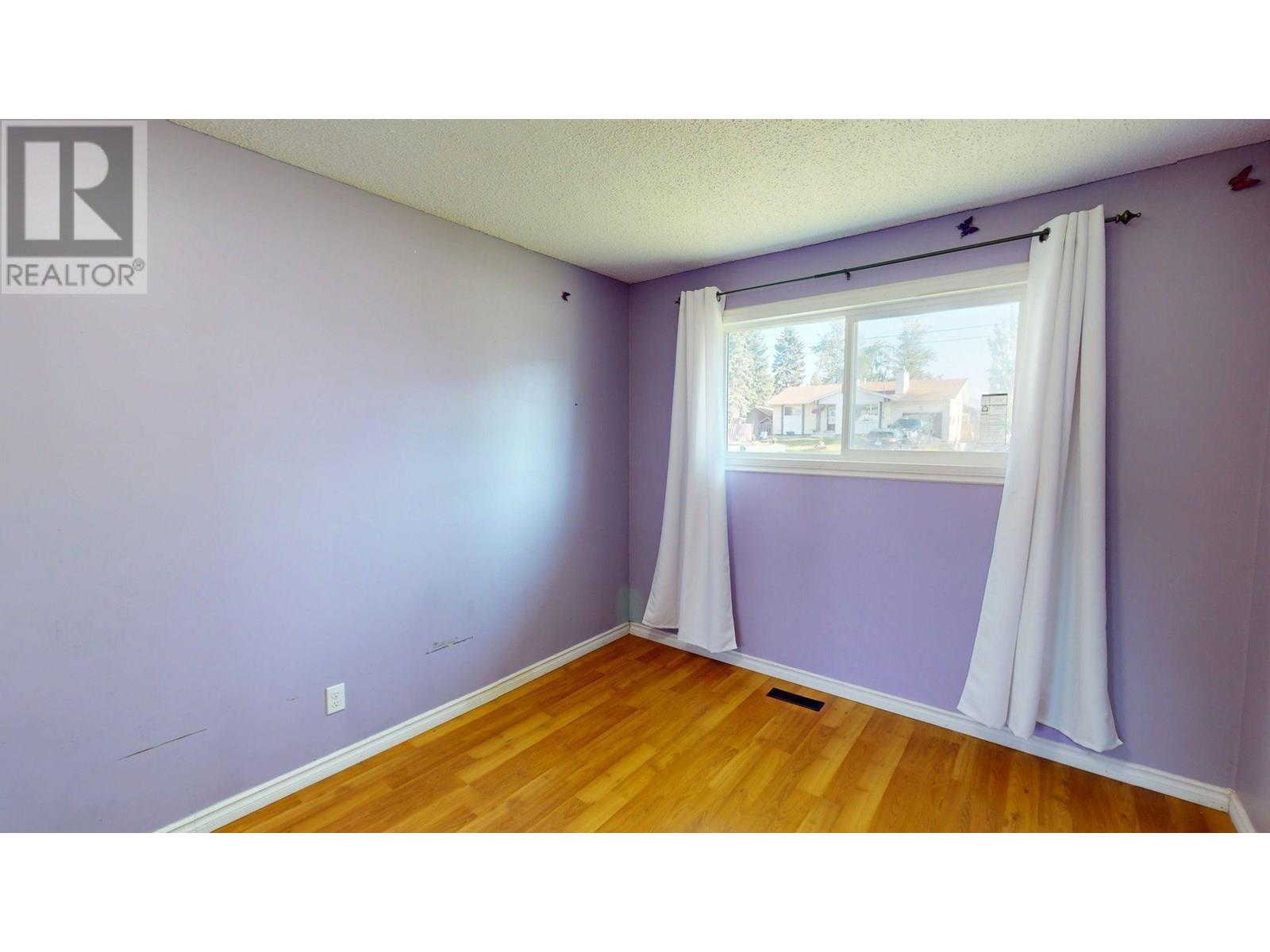 2220 Almond Street