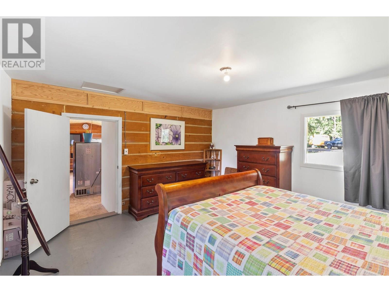 955 Raft River Road, Clearwater, British Columbia  V0E 1N1 - Photo 14 - 10352122