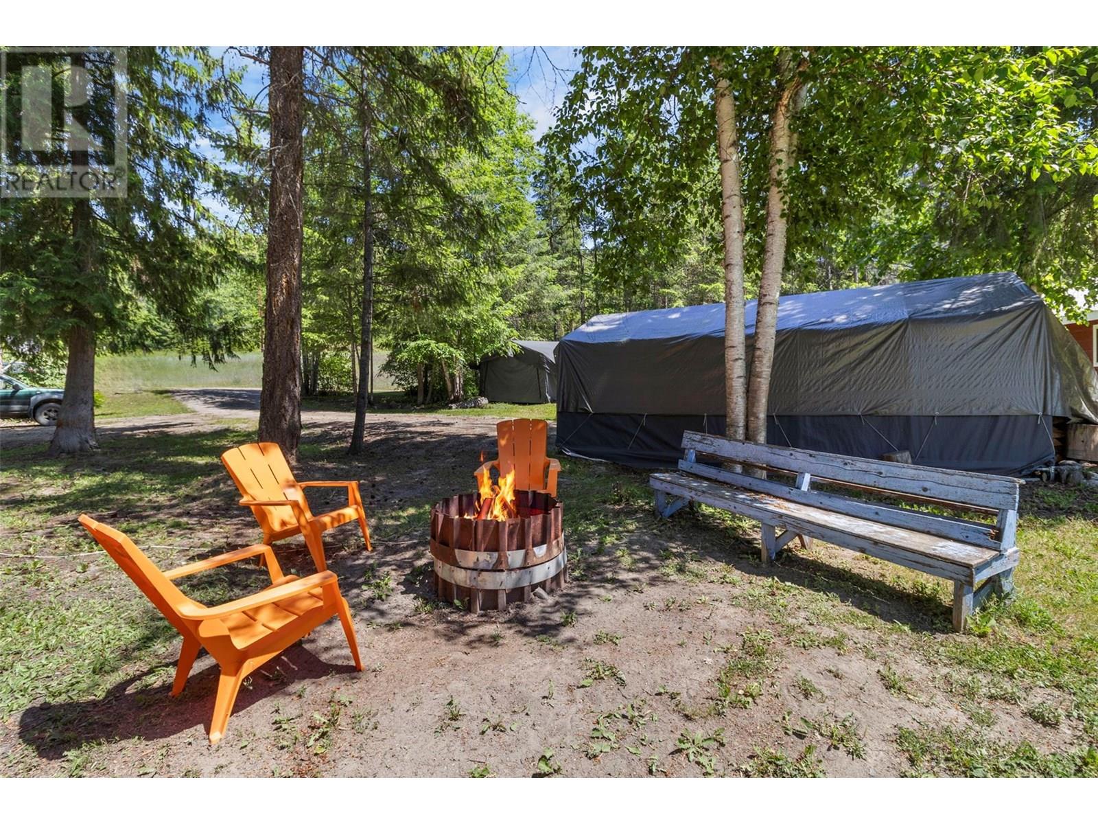 955 Raft River Road, Clearwater, British Columbia  V0E 1N1 - Photo 23 - 10352122