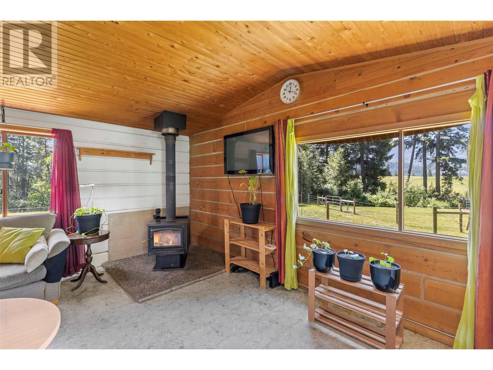 955 Raft River Road, Clearwater, British Columbia  V0E 1N1 - Photo 20 - 10352122
