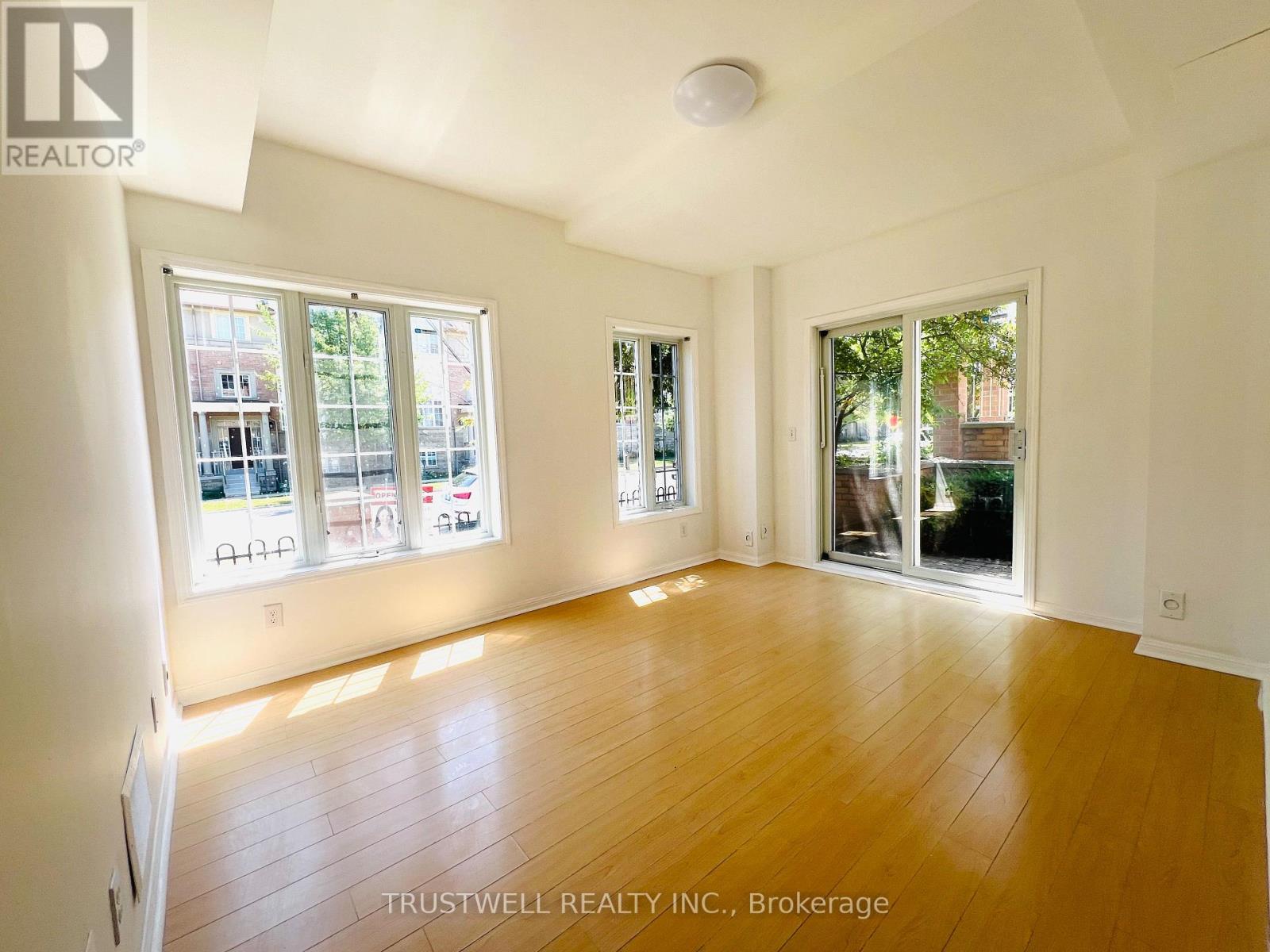 1 - 16 Cox Boulevard, Markham, Ontario  L3R 4G4 - Photo 11 - N12306105