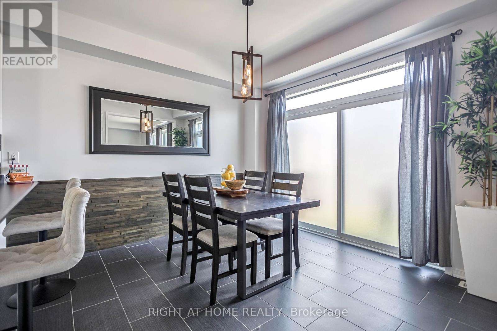 30 Kelso Drive, Haldimand, Ontario  N3W 0B7 - Photo 13 - X12306136