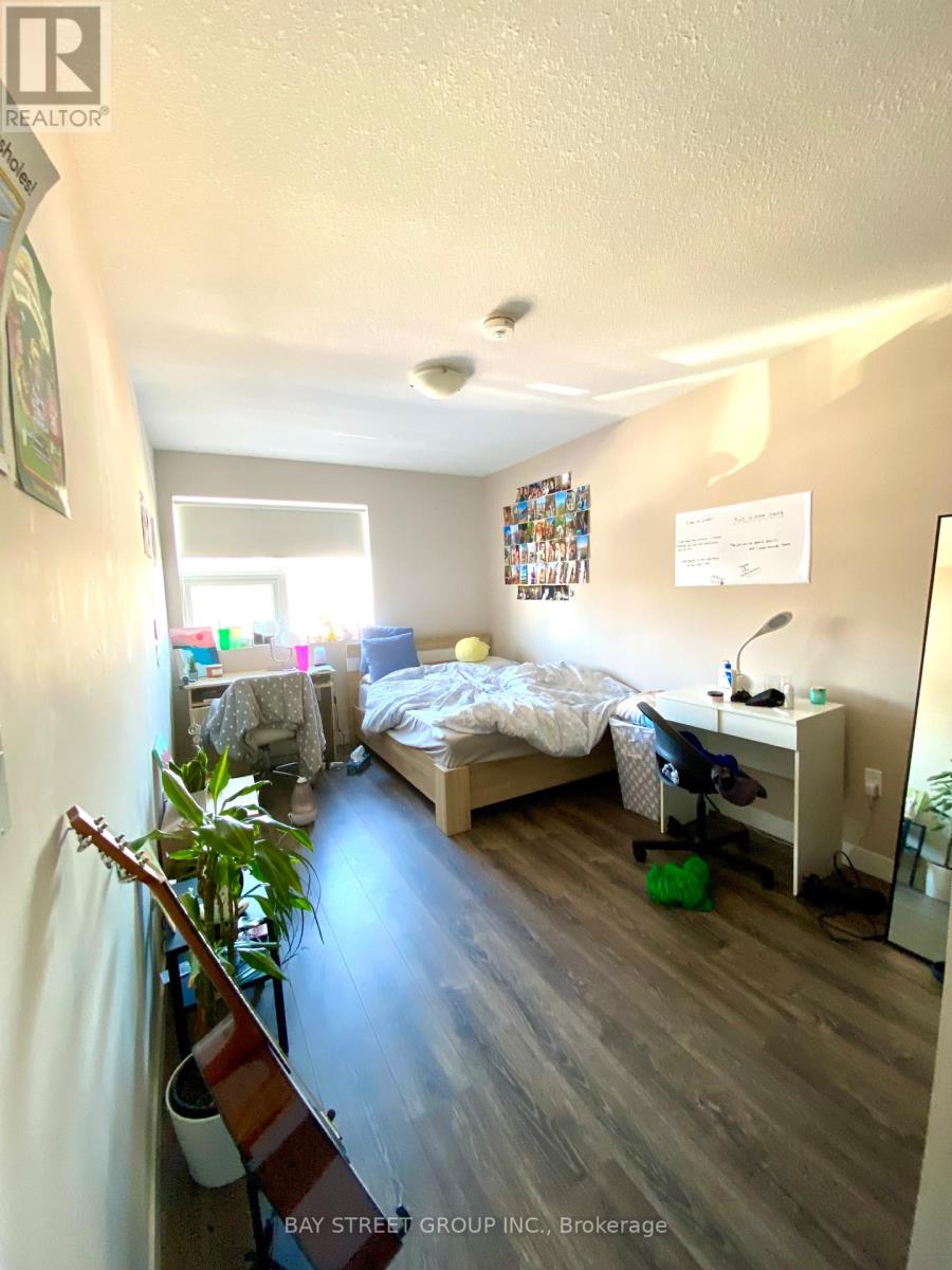 217 - 288 Albert Street, Waterloo, Ontario  N2L 3T8 - Photo 4 - X12306166