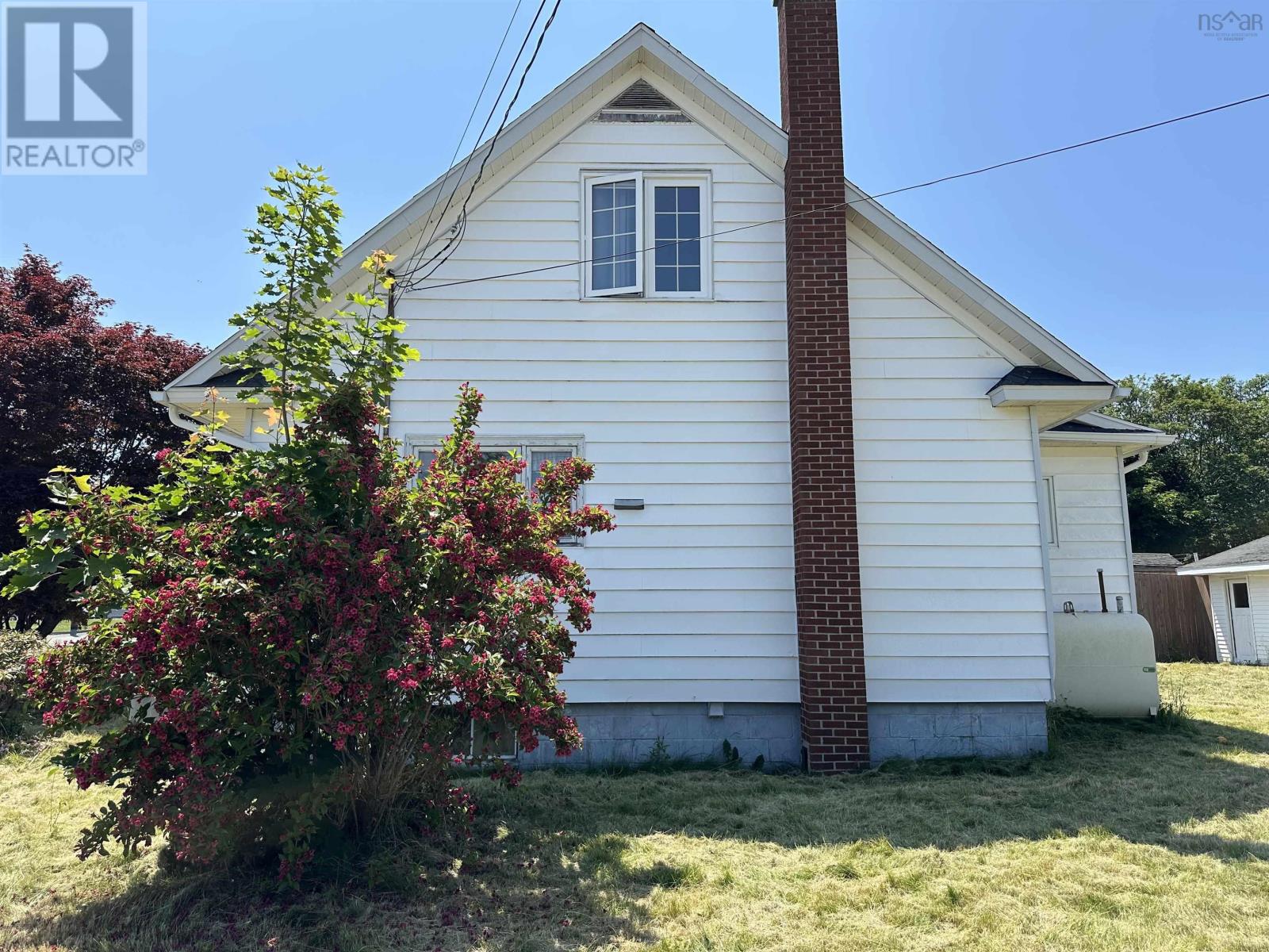 66 High Street, North Sydney, Nova Scotia  B2A 2A7 - Photo 3 - 202516702