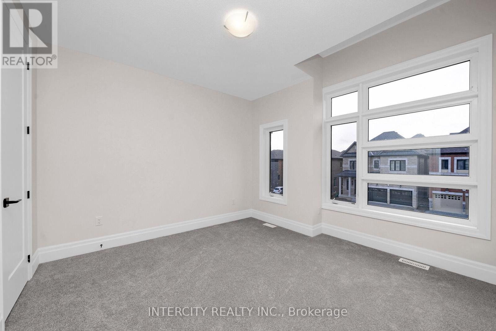65 Claremont Drive, Brampton (Sandringham-Wellington North), Ontario  L6R 4E7 - Photo 25 - W12303320
