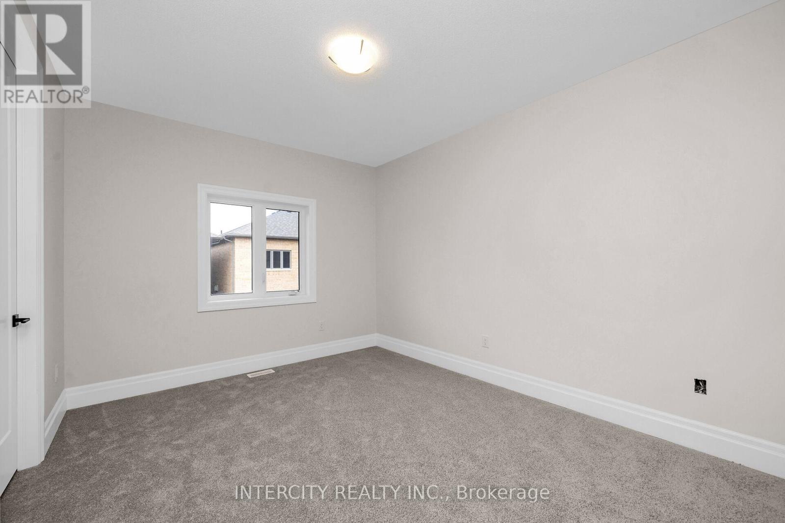 65 Claremont Drive, Brampton (Sandringham-Wellington North), Ontario  L6R 4E7 - Photo 29 - W12303320