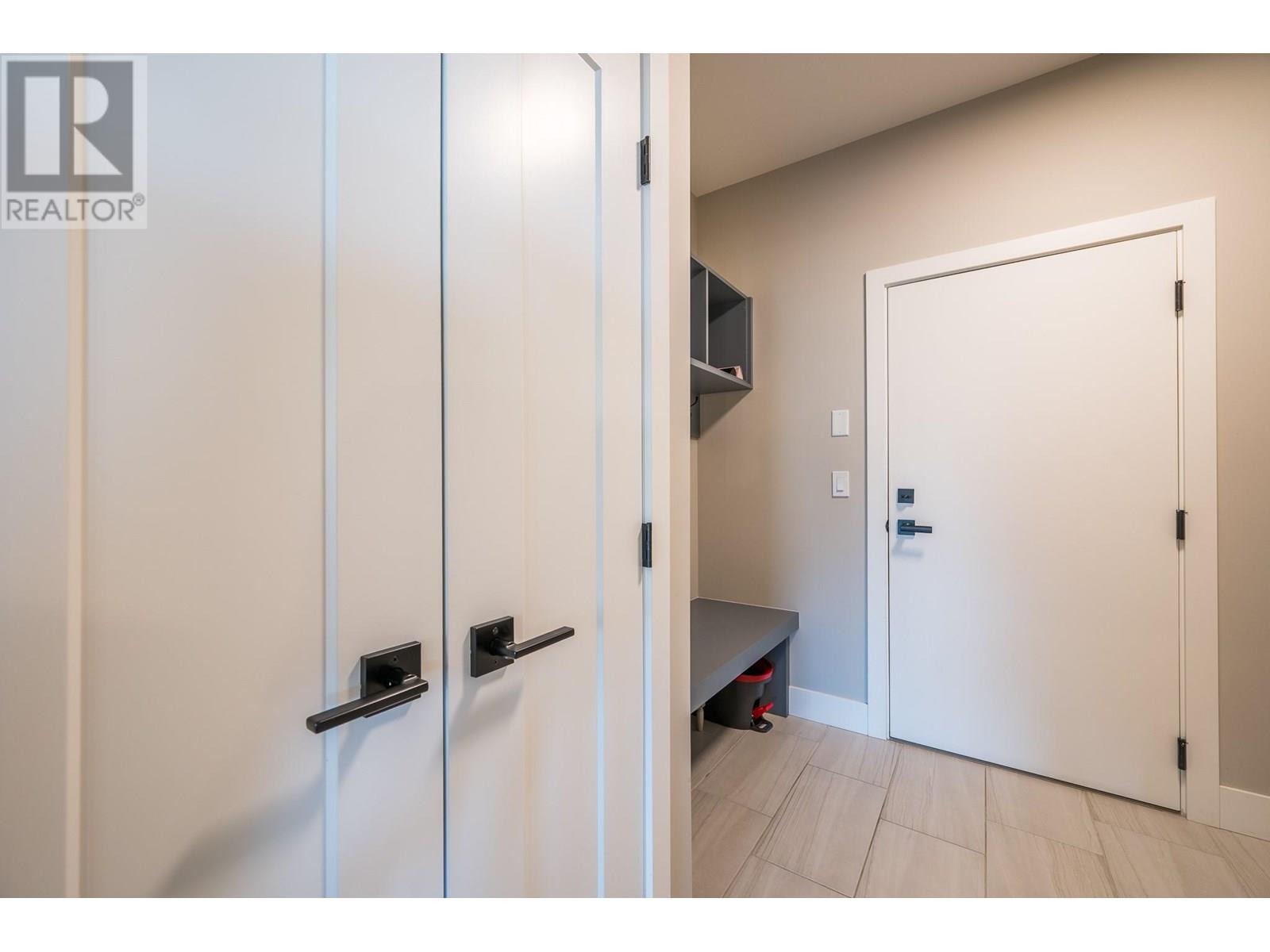Property at 2162 GALORE Crescent image 3