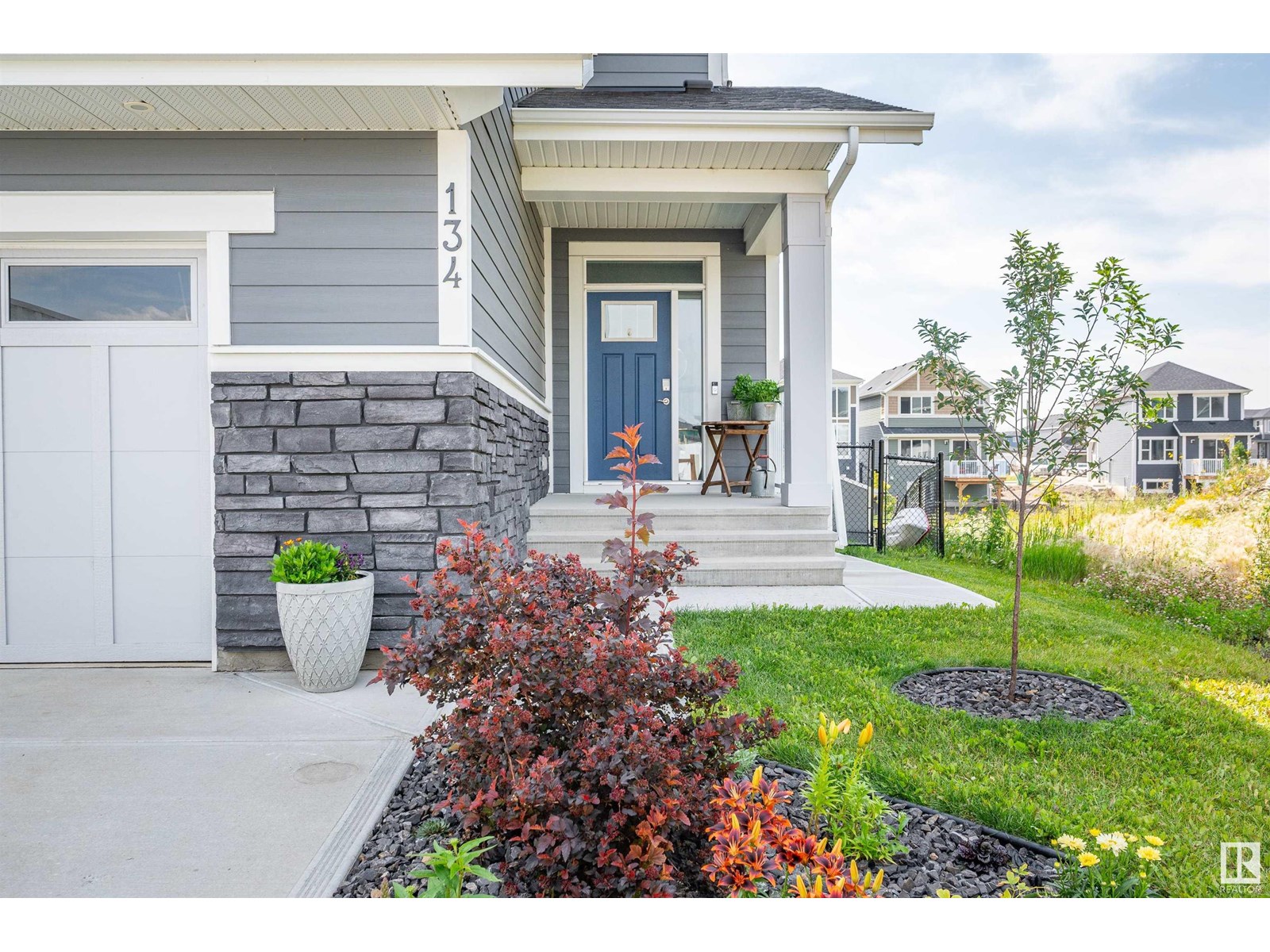 134 Edgewater Ci, Leduc, Alberta  T9E 1K5 - Photo 3 - E4449534