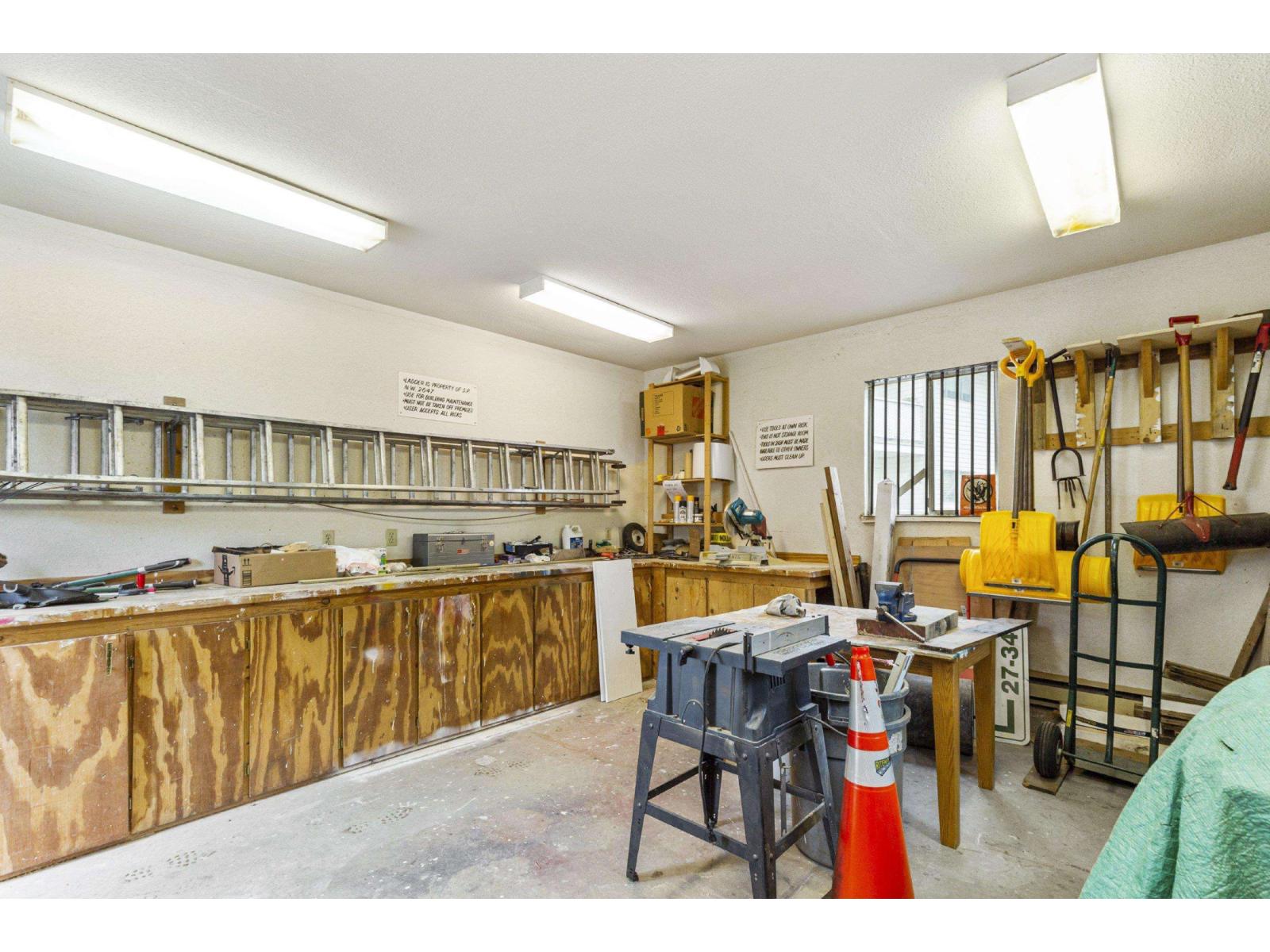 24 2938 Trafalgar Street, Abbotsford, British Columbia  V2S 7X5 - Photo 40 - R3030353