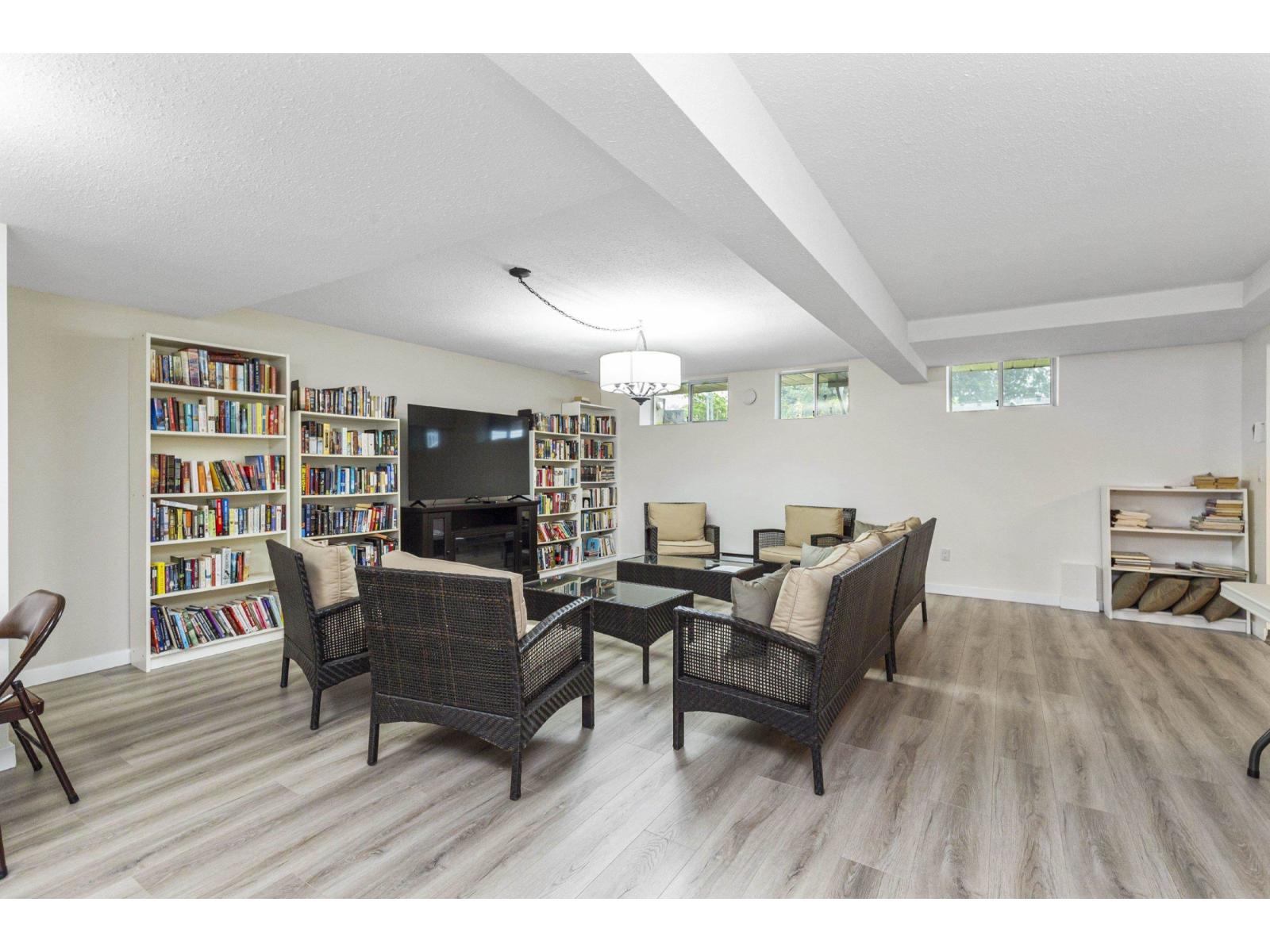 24 2938 Trafalgar Street, Abbotsford, British Columbia  V2S 7X5 - Photo 37 - R3030353