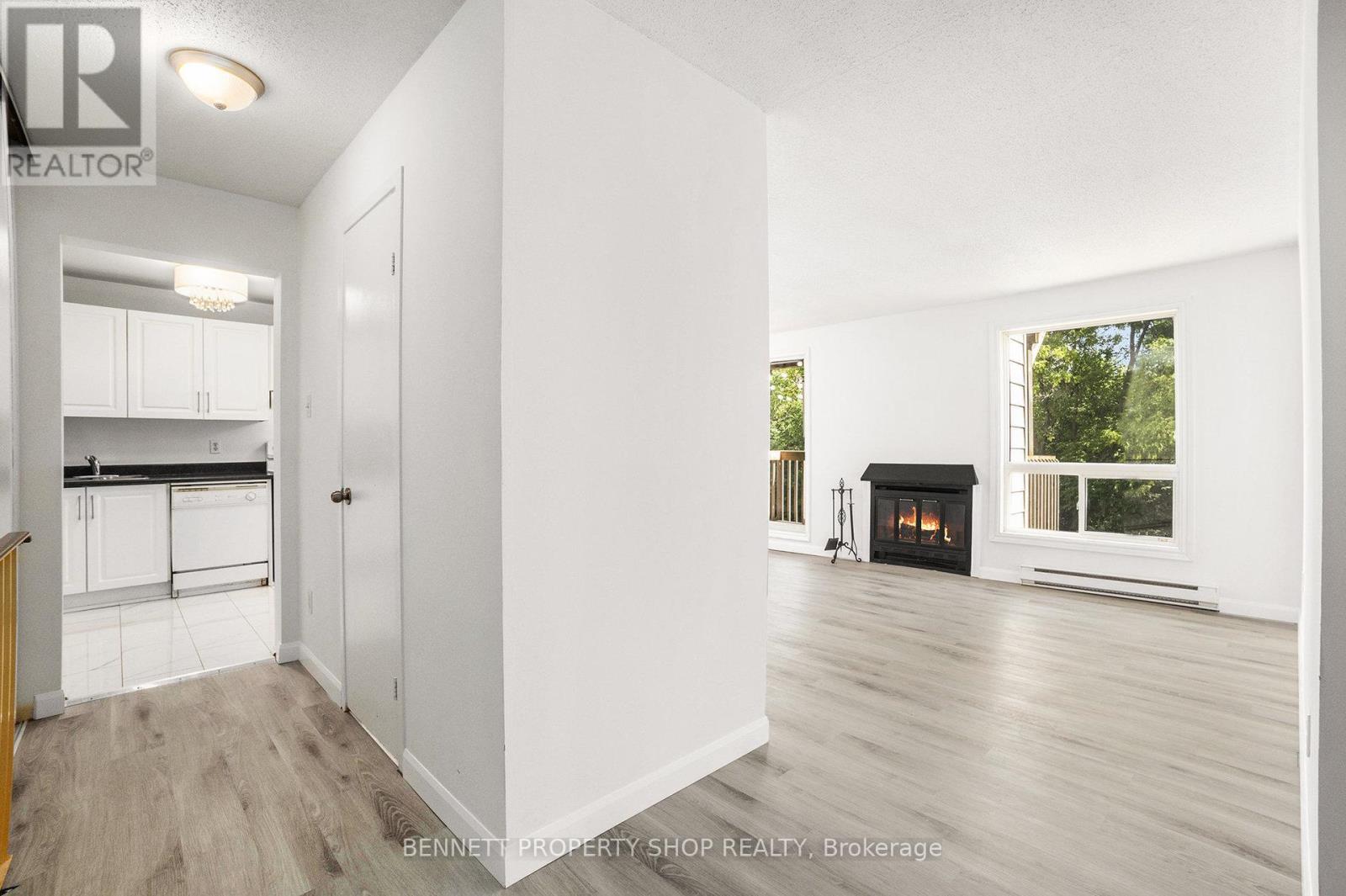 Property at 105 - 1585 GOTH AVENUE image 5