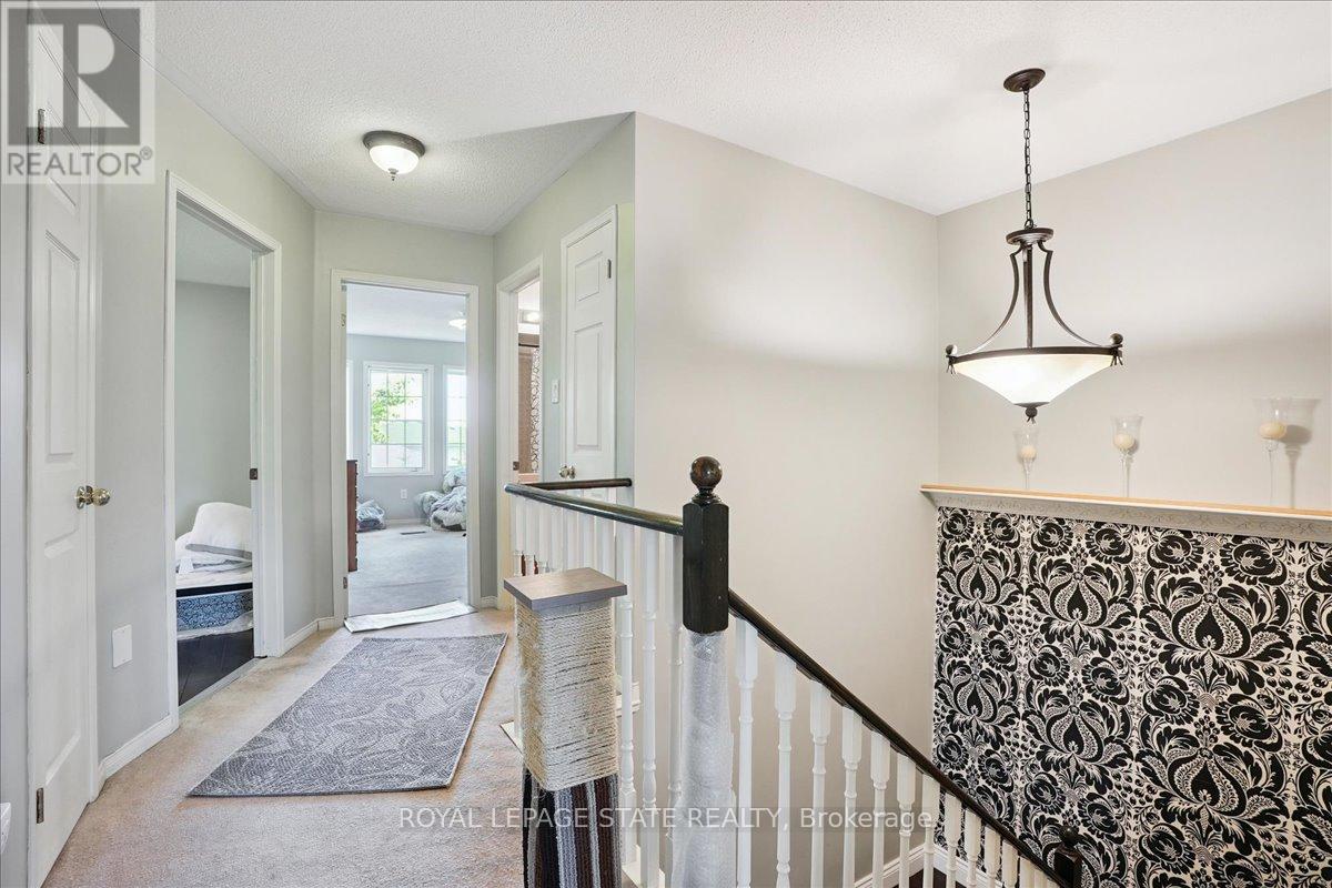 70 Moore Crescent, Hamilton (Ancaster), Ontario  L9G 4Z6 - Photo 19 - X12306177