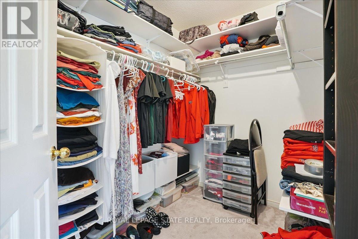 70 Moore Crescent, Hamilton (Ancaster), Ontario  L9G 4Z6 - Photo 22 - X12306177