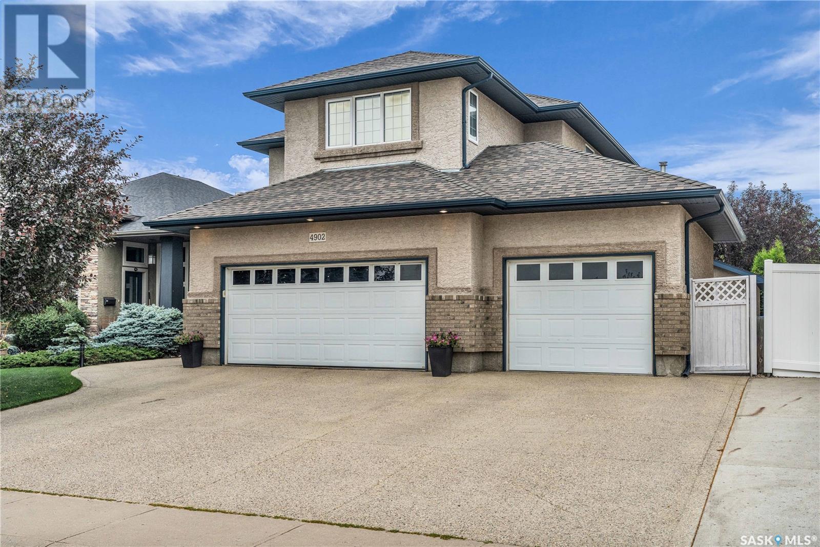 Property at 4902 MAZINKE CRESCENT image 1