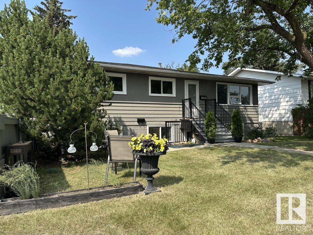 Property at 9512/9514 128 AV NW image 2