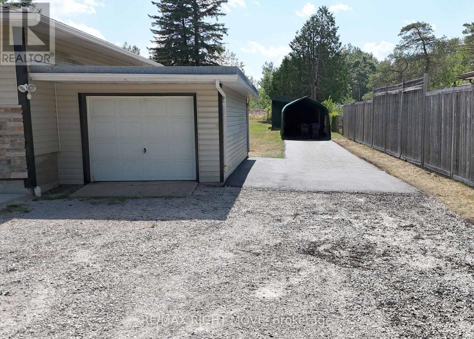 Property at 128 15 LINE S image 3