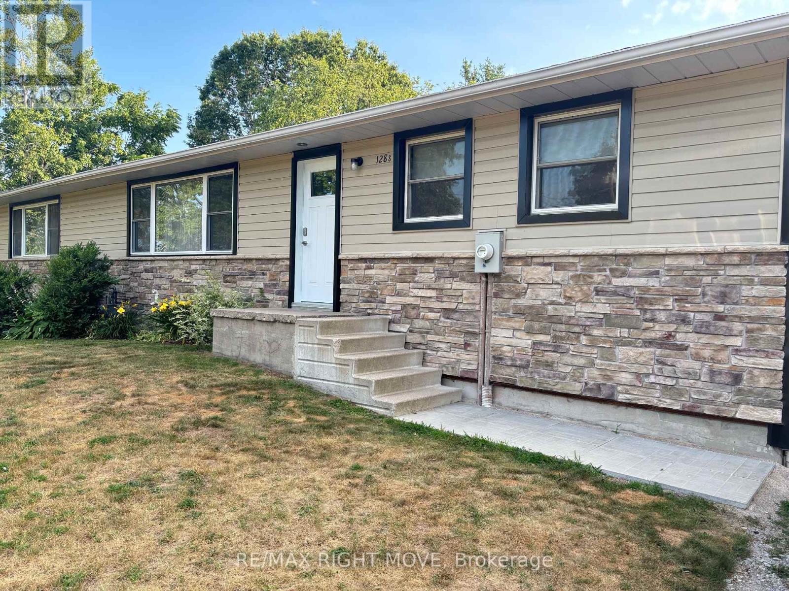 Property at 128 15 LINE S image 4