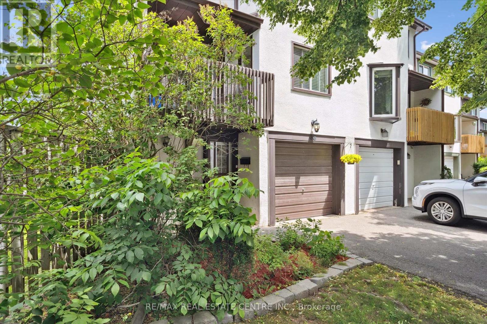Property at 38 - 2651 AQUITAINE AVENUE image 4