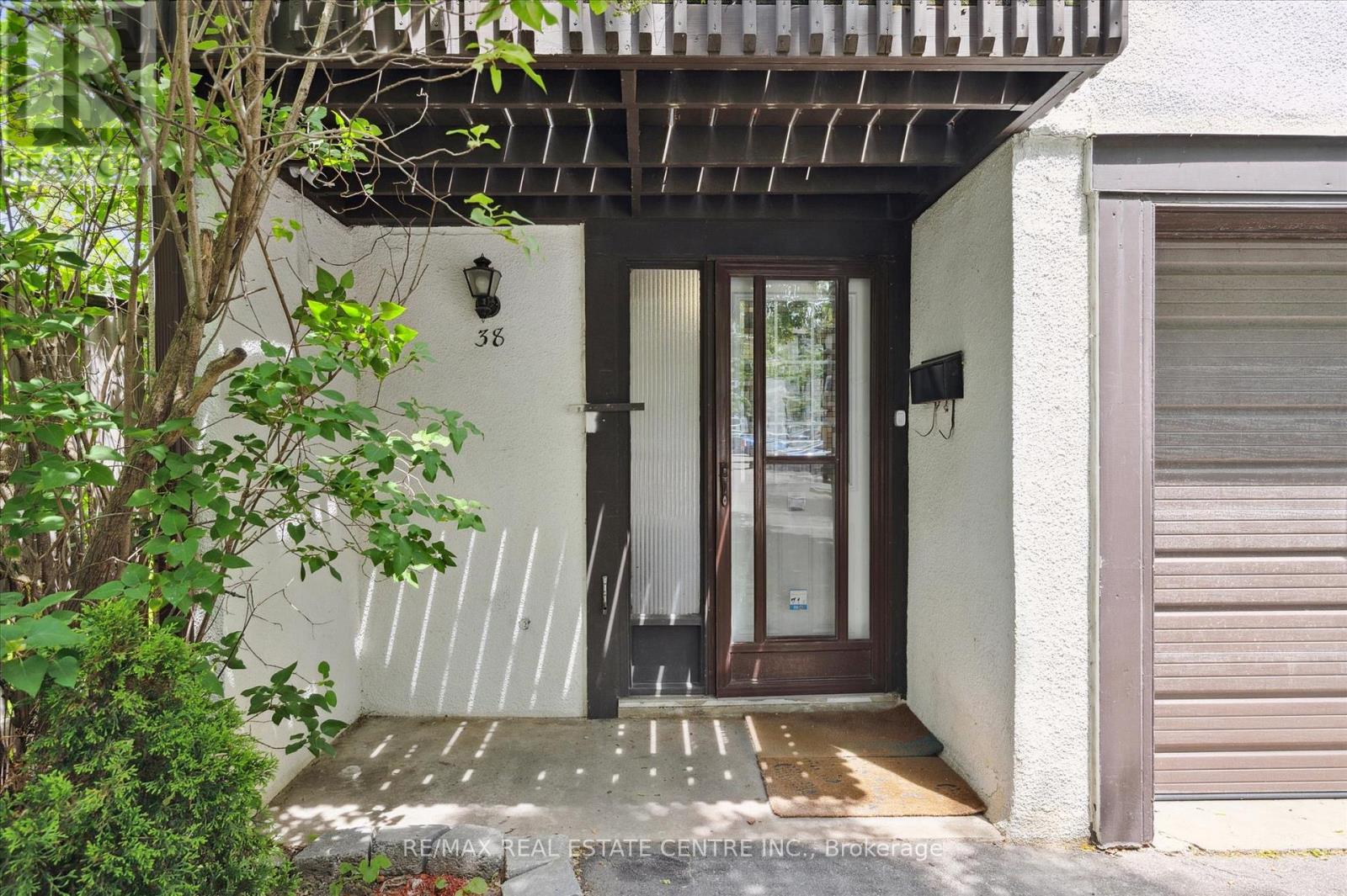 Property at 38 - 2651 AQUITAINE AVENUE image 5