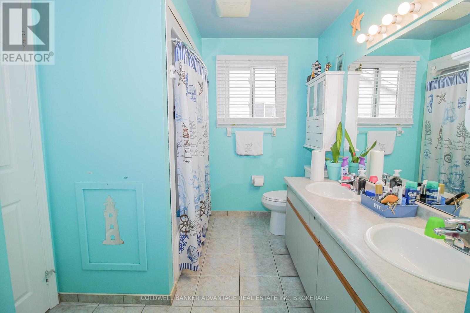 6251 Sherri Avenue, Niagara Falls, Ontario  L2H 2W7 - Photo 16 - X12306290