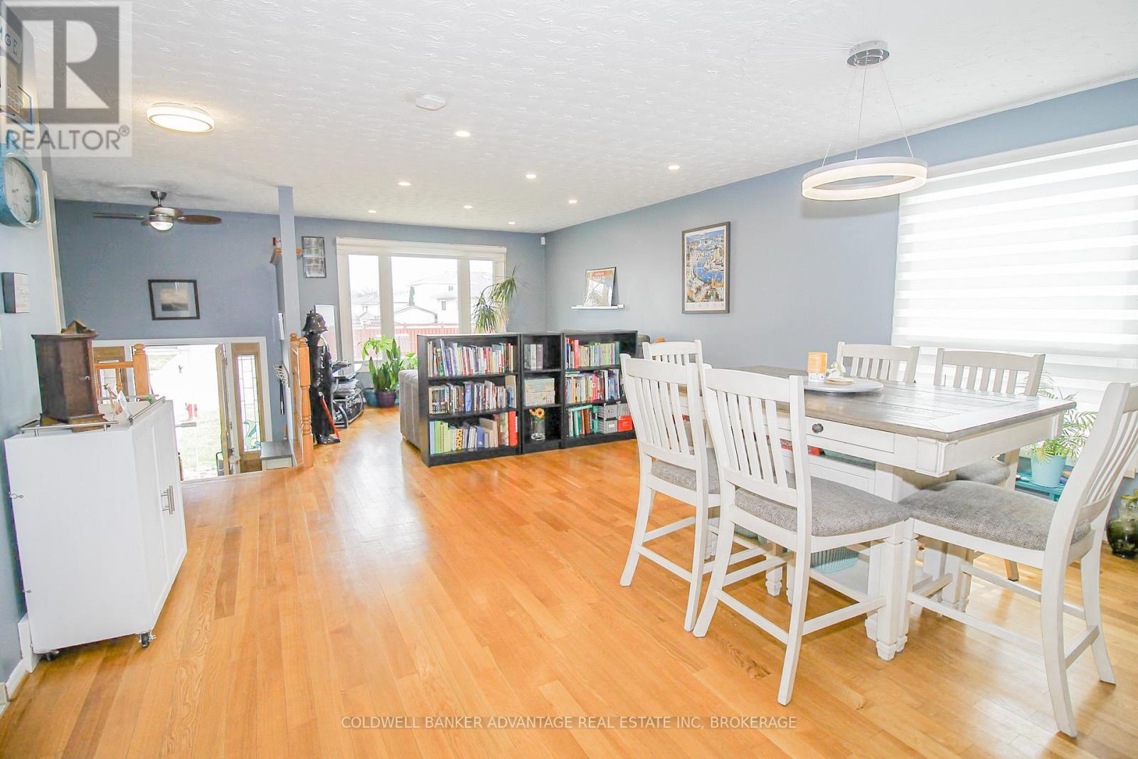 6251 Sherri Avenue, Niagara Falls, Ontario  L2H 2W7 - Photo 4 - X12306290