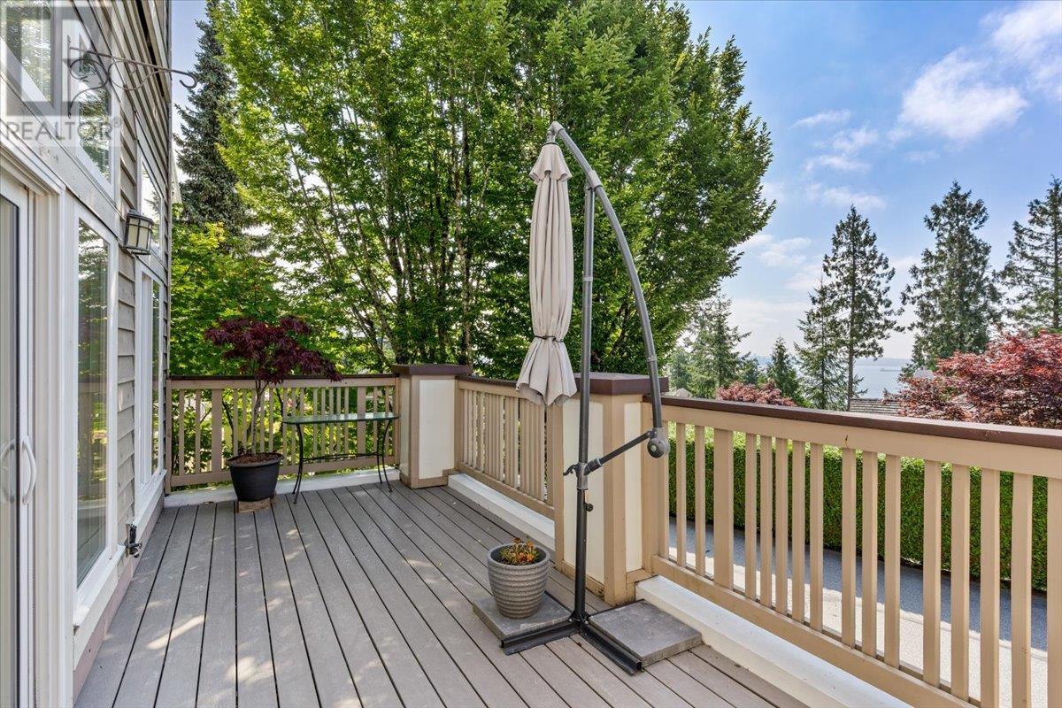 4949 Edendale Court, West Vancouver, British Columbia  V7W 3H7 - Photo 10 - R3030669
