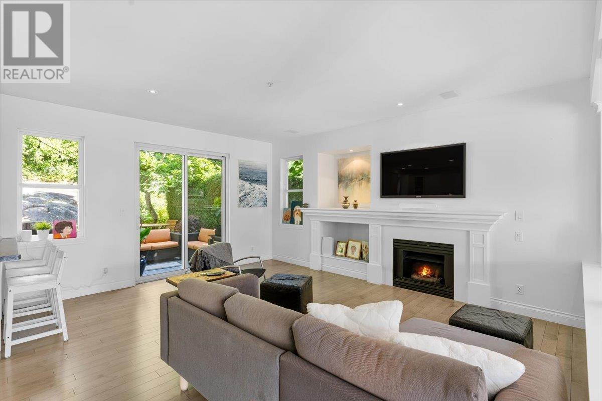 4949 Edendale Court, West Vancouver, British Columbia  V7W 3H7 - Photo 18 - R3030669