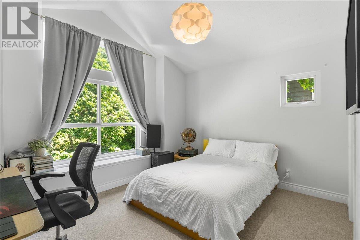 4949 Edendale Court, West Vancouver, British Columbia  V7W 3H7 - Photo 30 - R3030669