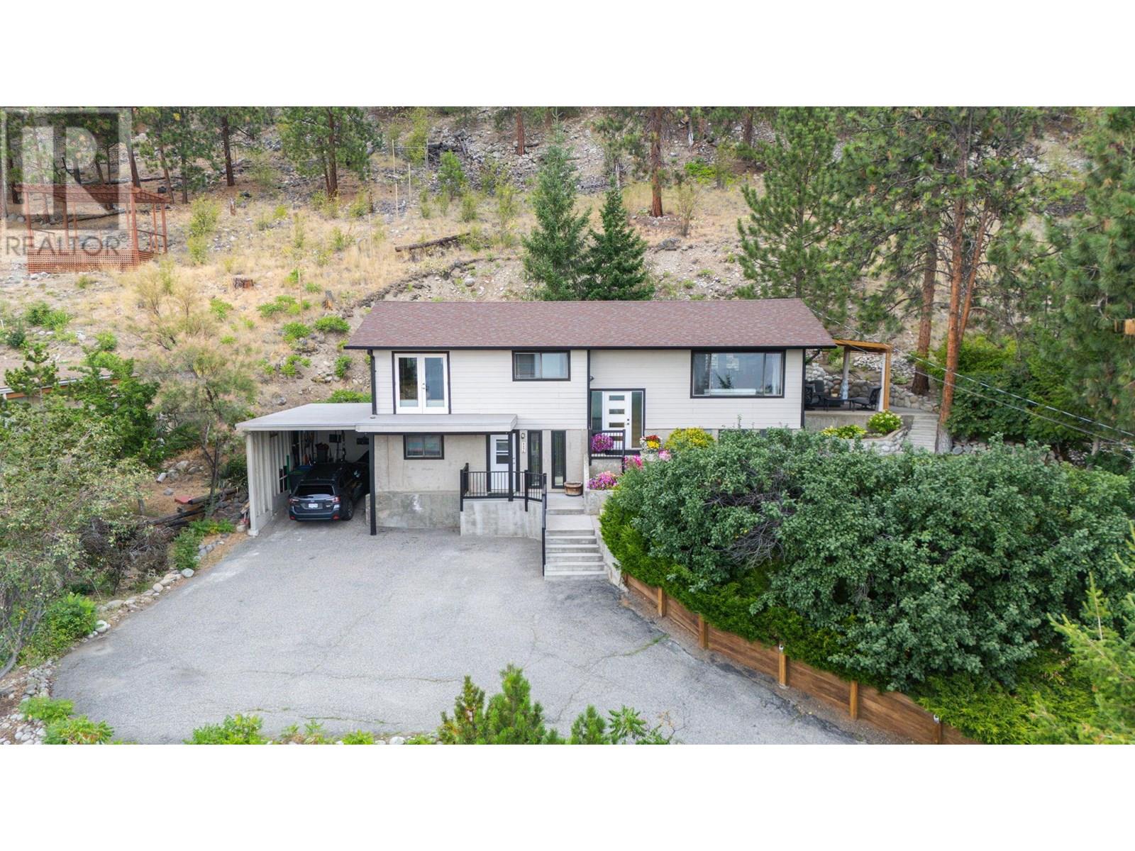 4206 4th Avenue, peachland, British Columbia