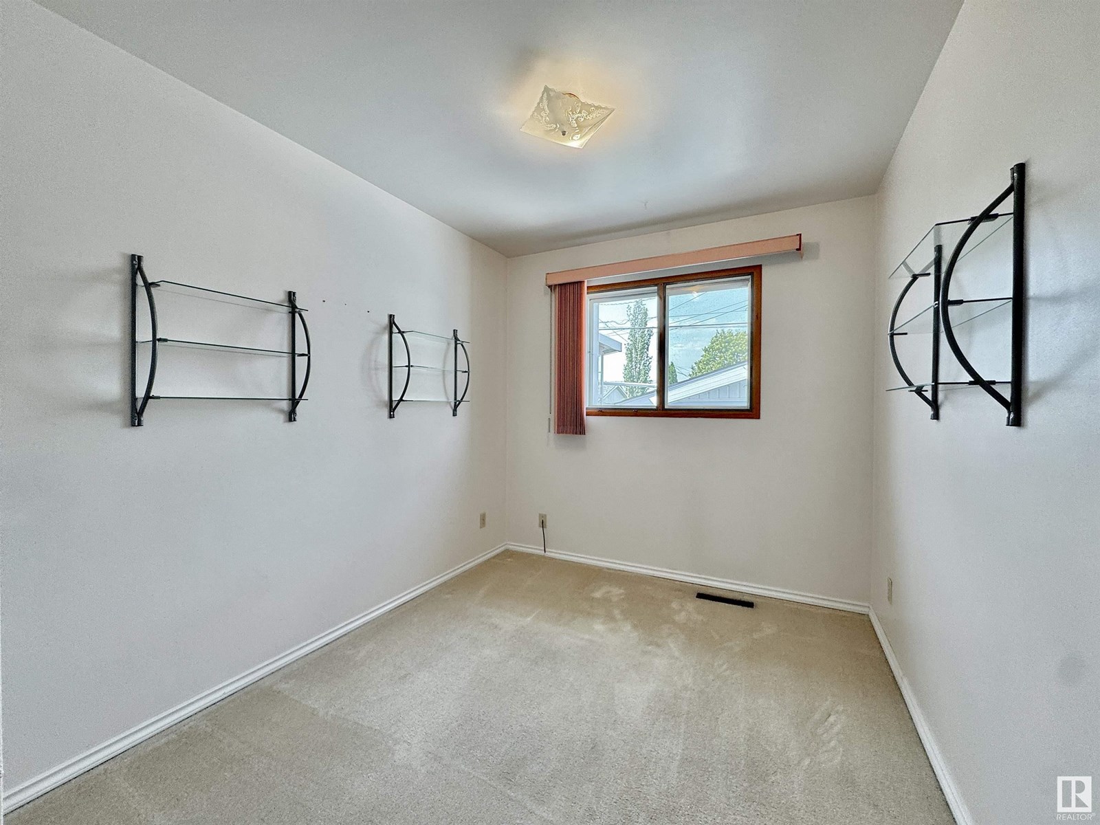 5908 94b Av Nw, Edmonton, Alberta  T6B 0Z4 - Photo 13 - E4449261