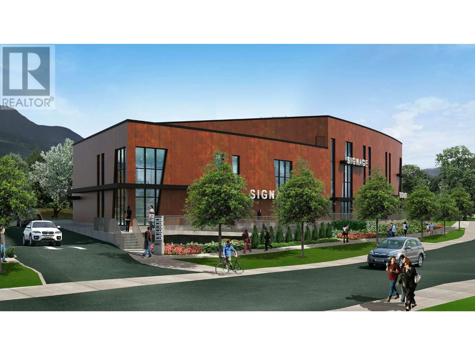 38931 Queens Way, Squamish, British Columbia  V8B 0K9 - Photo 3 - C8070997