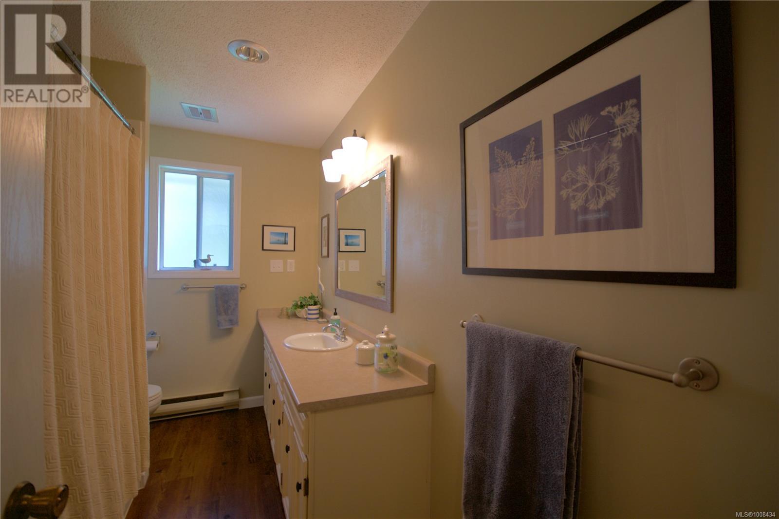 603 Johnstone Rd, Parksville, British Columbia  V9P 2A5 - Photo 7 - 1008434
