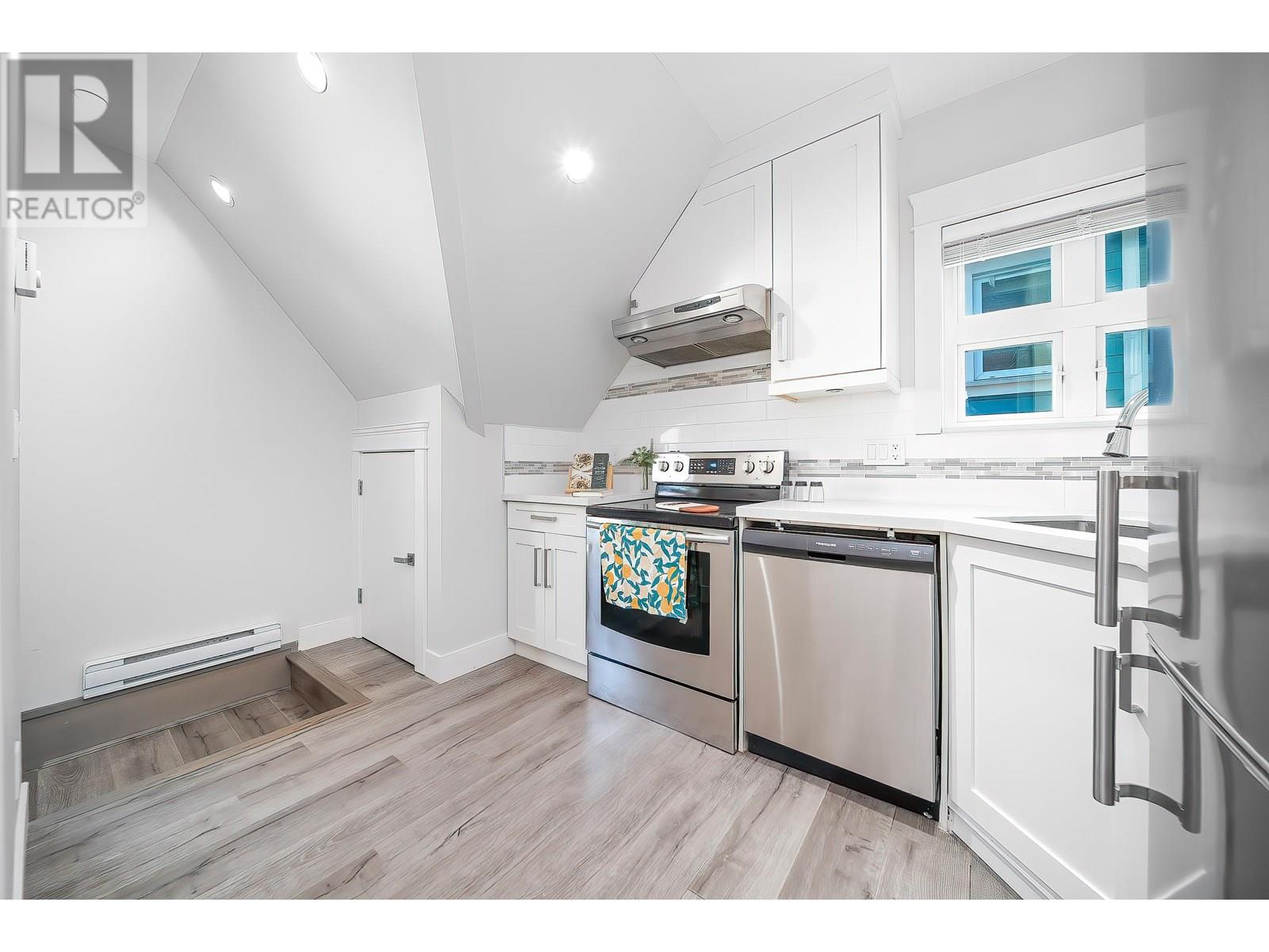 4513 Nanaimo Street, Vancouver, British Columbia  V5N 5J2 - Photo 12 - R3030478