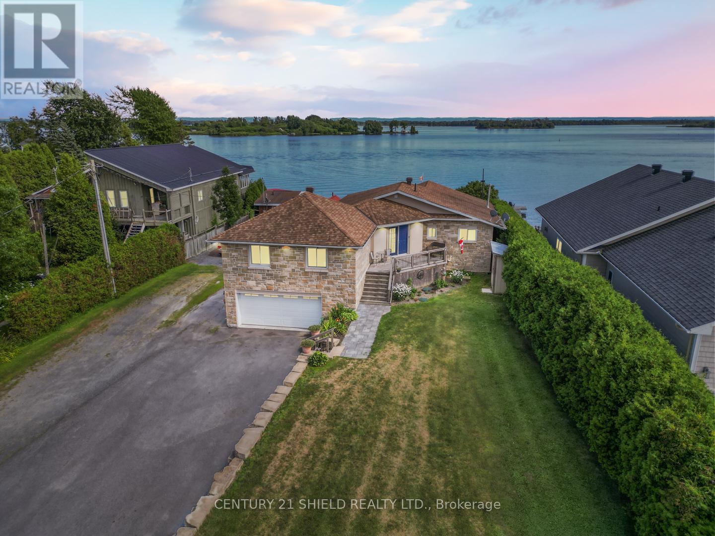 19018 COUNTY ROAD 2 ROAD, South Glengarry, Ontario