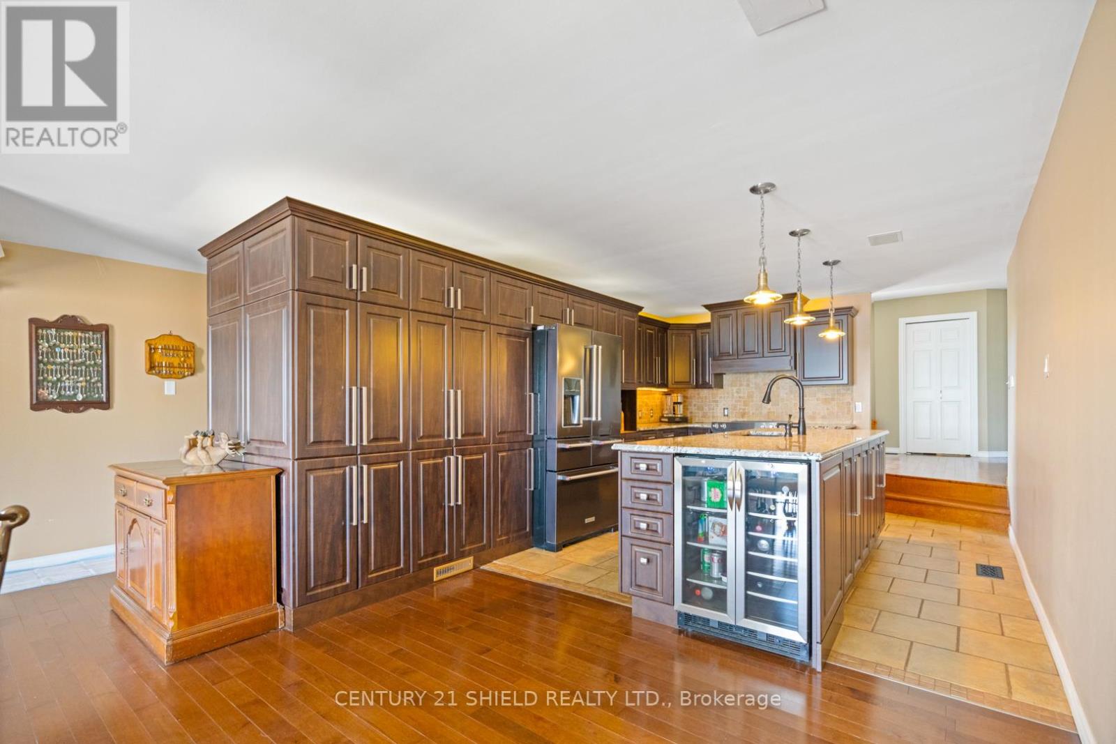 19018 County Road 2 Road, South Glengarry, Ontario  K6H 5R5 - Photo 15 - X12306341