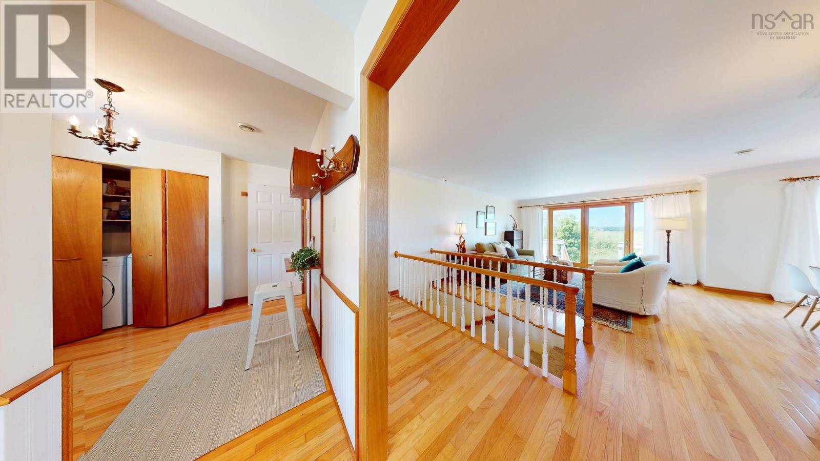 Property at 16 Marsh Hawk Drive image 4