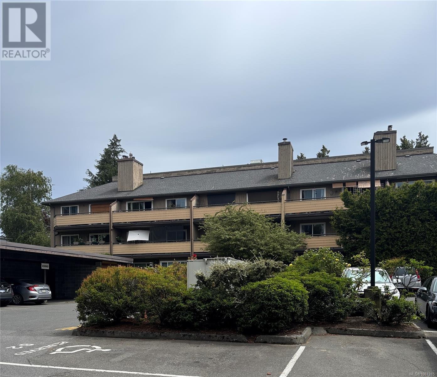 308 3225 Alder St, Victoria, British Columbia