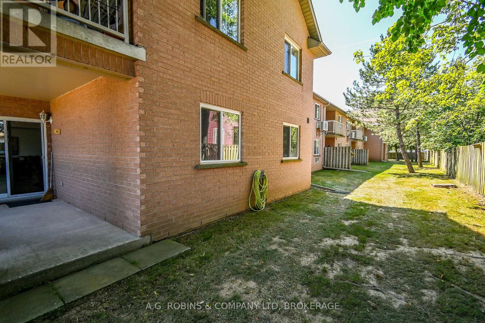 8 - 117 Willson Road, Welland, Ontario  L3C 2T4 - Photo 26 - X12306355
