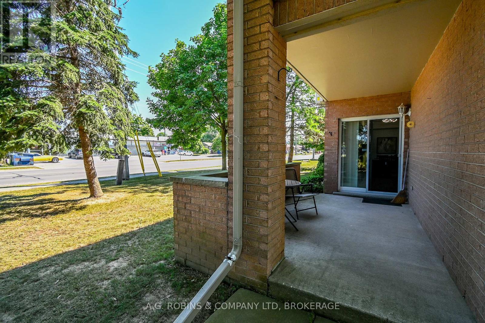 8 - 117 Willson Road, Welland, Ontario  L3C 2T4 - Photo 28 - X12306355