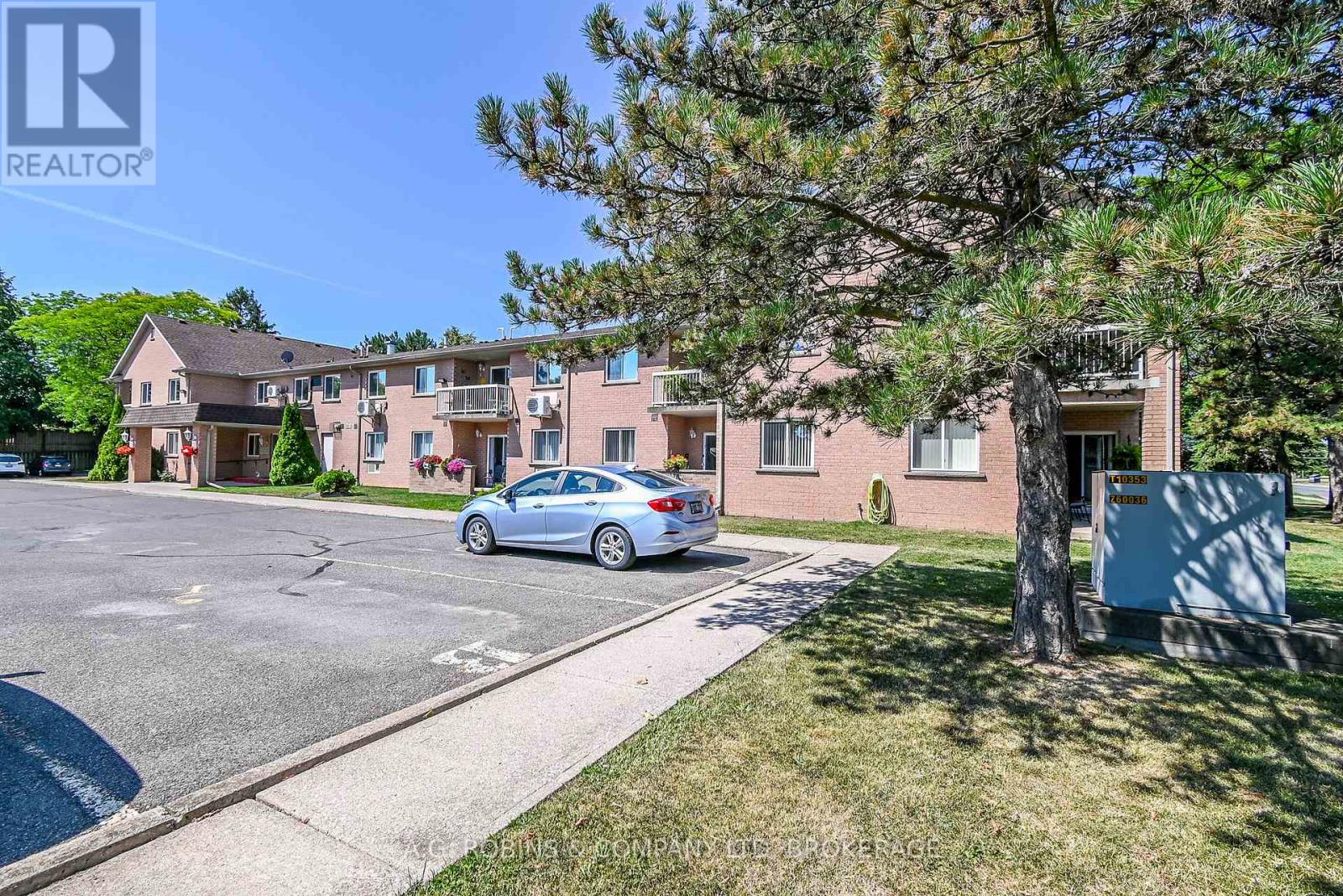 8 - 117 Willson Road, Welland, Ontario  L3C 2T4 - Photo 42 - X12306355