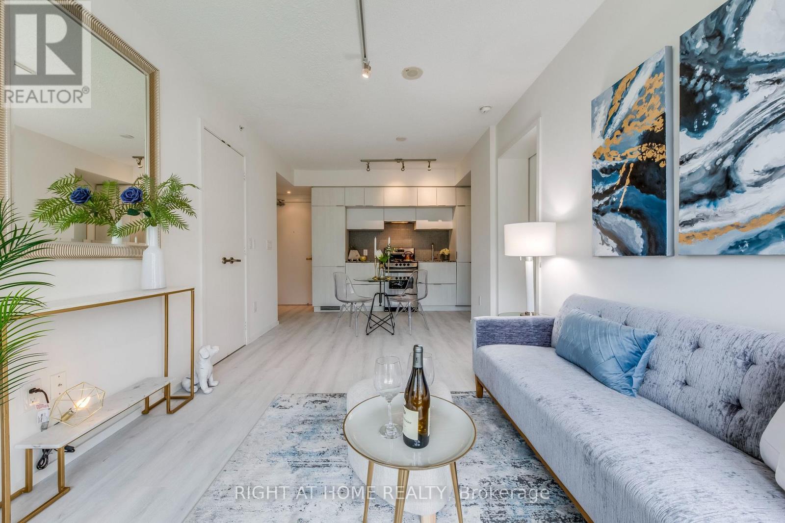 611 - 159 Dundas Street E, Toronto, Ontario  M5B 0A9 - Photo 14 - C12306387