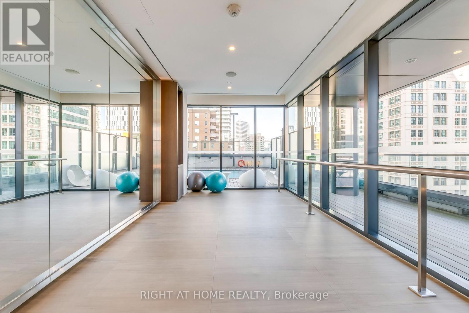 611 - 159 Dundas Street E, Toronto, Ontario  M5B 0A9 - Photo 29 - C12306387