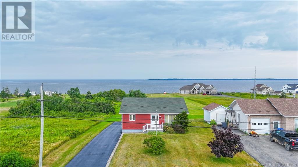301 rue de l'Ile Street, Caraquet, New Brunswick