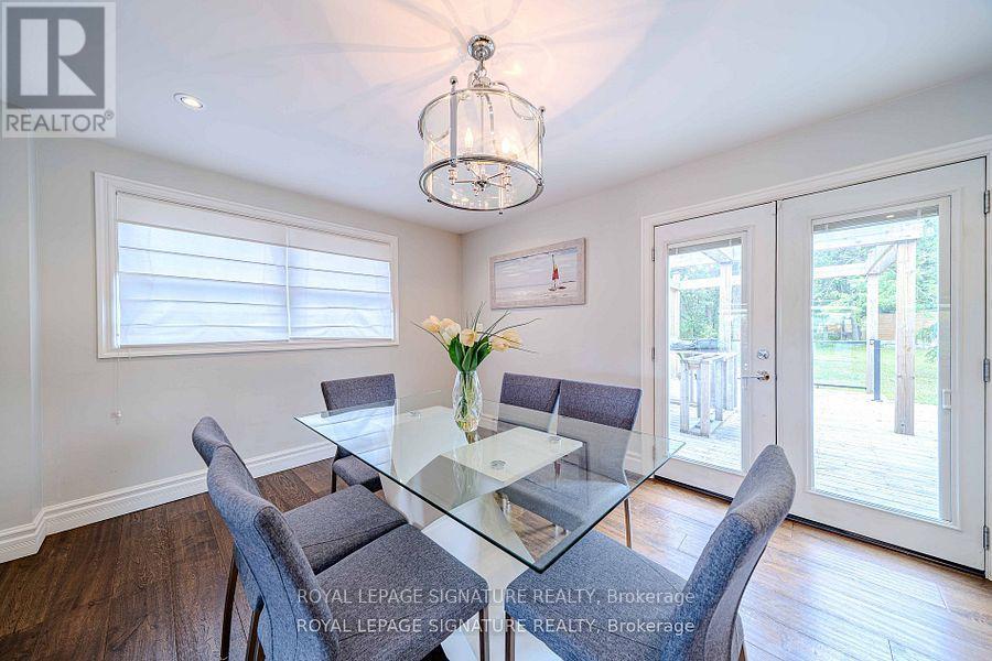 41 Mayo Drive, Toronto, Ontario  M6L 2X4 - Photo 8 - W12306348