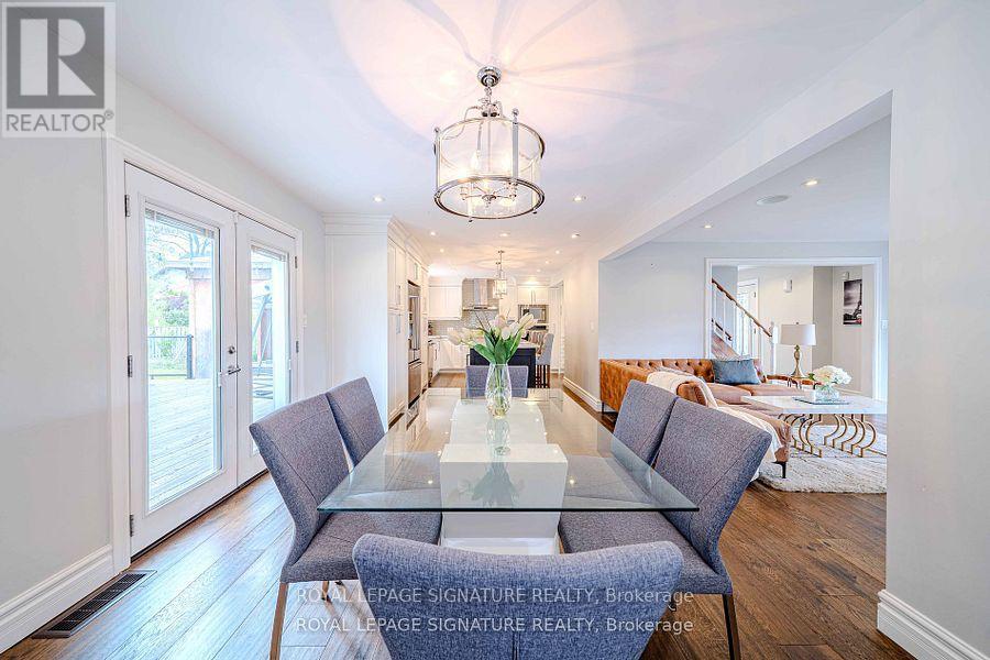 41 Mayo Drive, Toronto, Ontario  M6L 2X4 - Photo 9 - W12306348