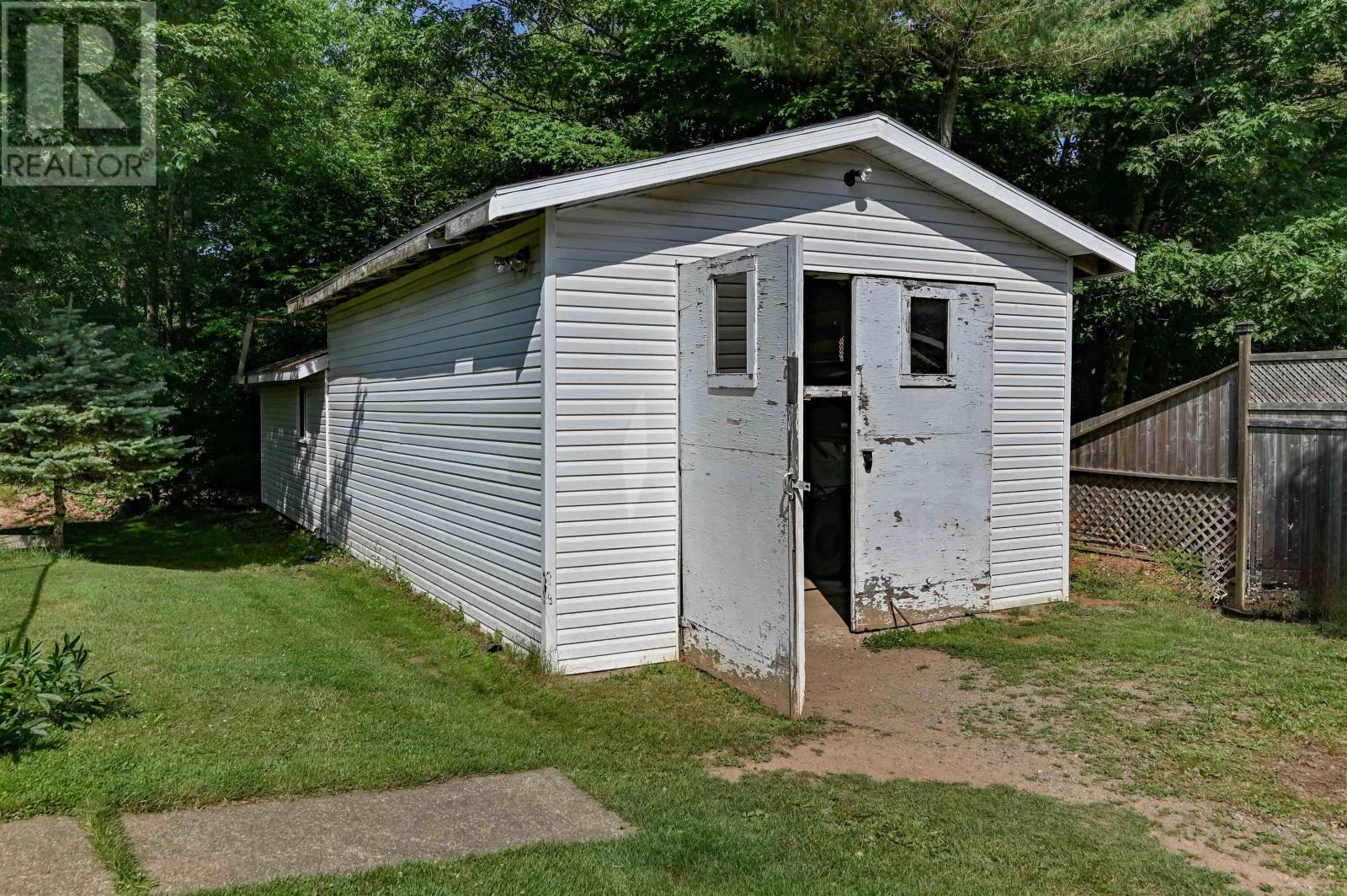1353 Pinecrest Drive, Coldbrook, Nova Scotia  B0P 1J0 - Photo 40 - 202518668