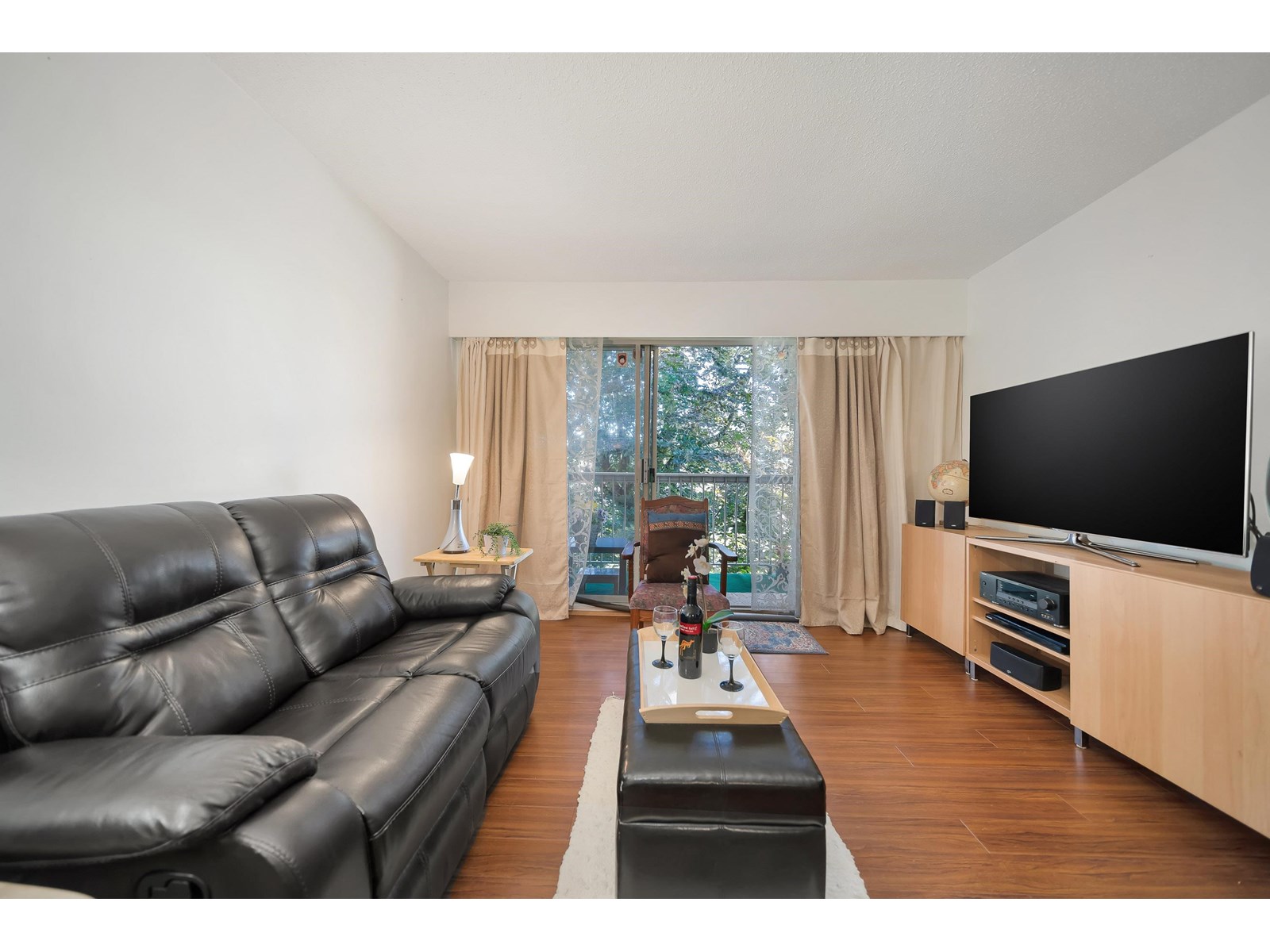 Property at 324 11806 88 AVENUE image 3