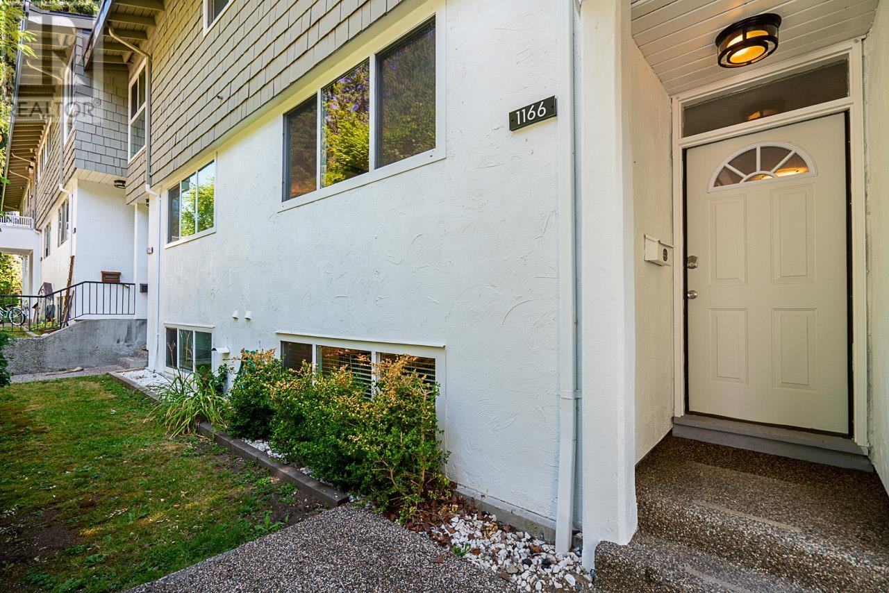 Property at 1166 CHATEAU PLACE image 4