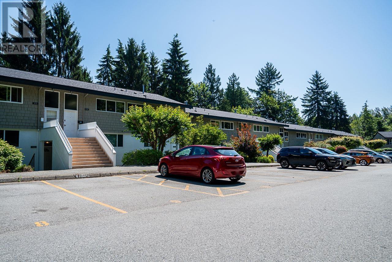 Property at 1166 CHATEAU PLACE image 2
